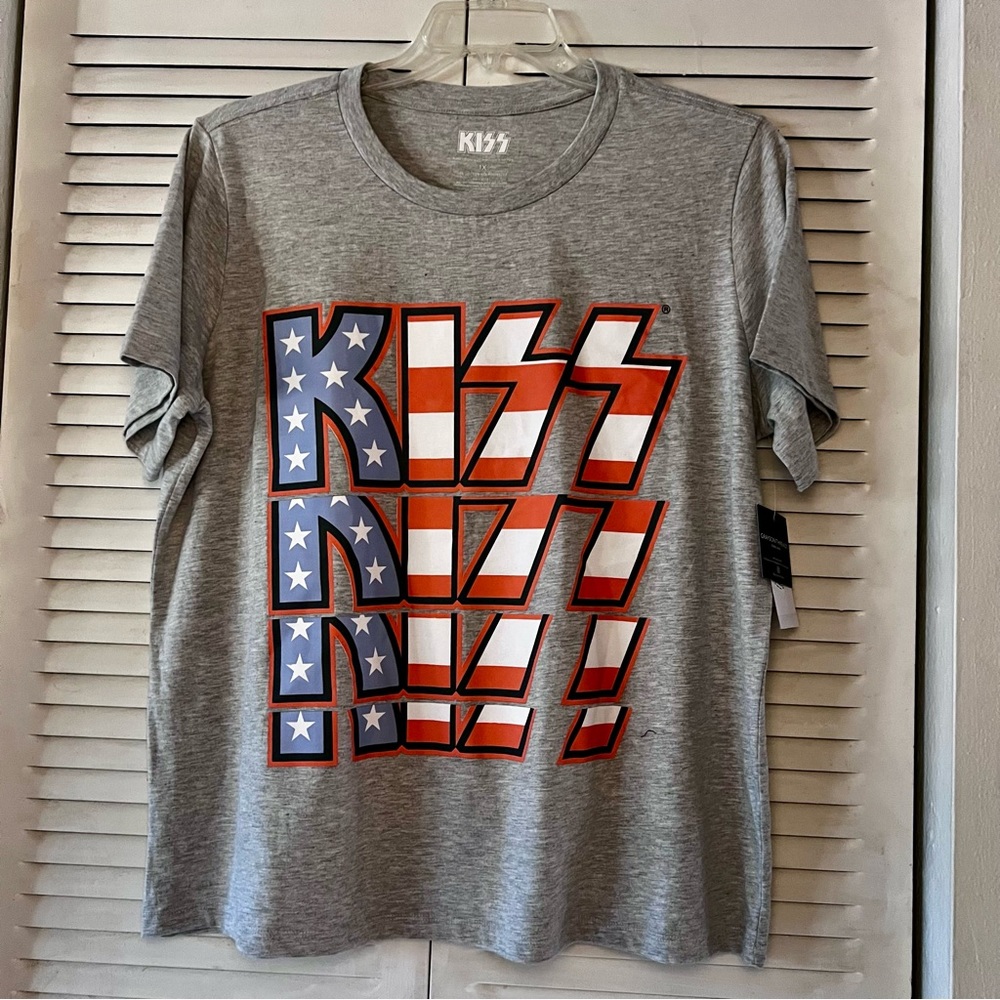 KISS USA Graphic T-shirt